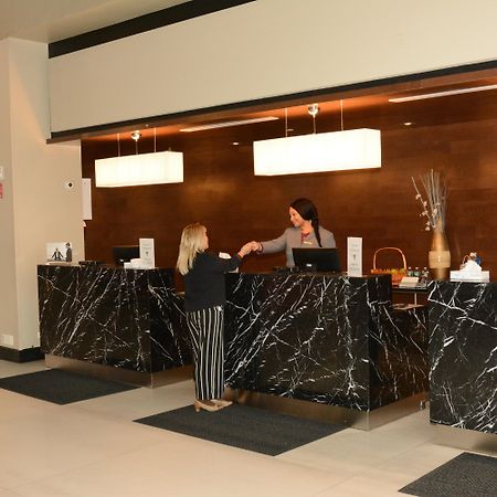 The Armon Stamford Hotel & Conference Center Buitenkant foto