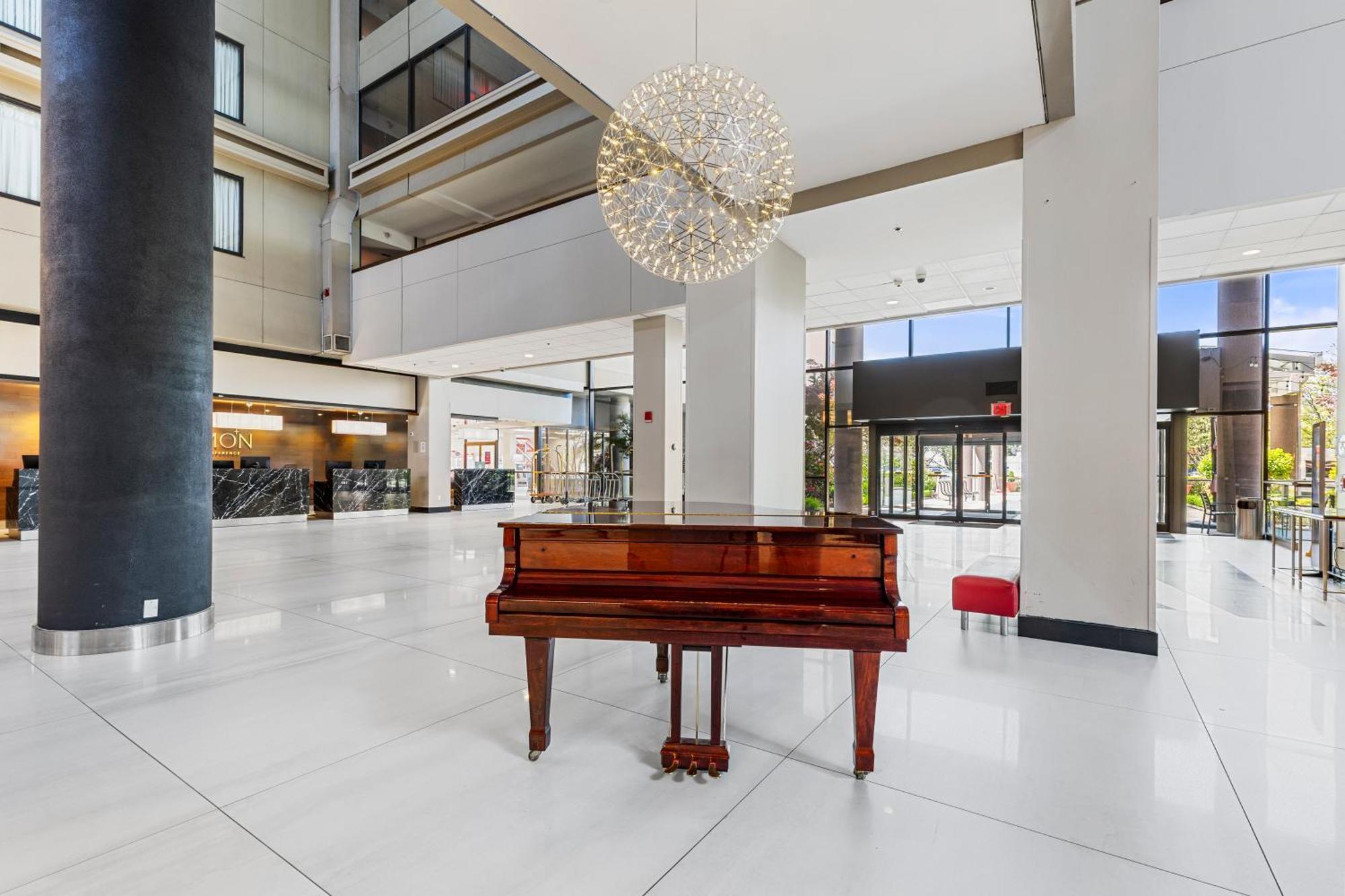 The Armon Stamford Hotel & Conference Center Buitenkant foto